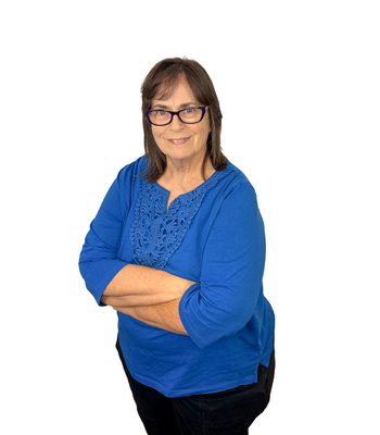 Portrait of Becky Venenga, Residential Broker.